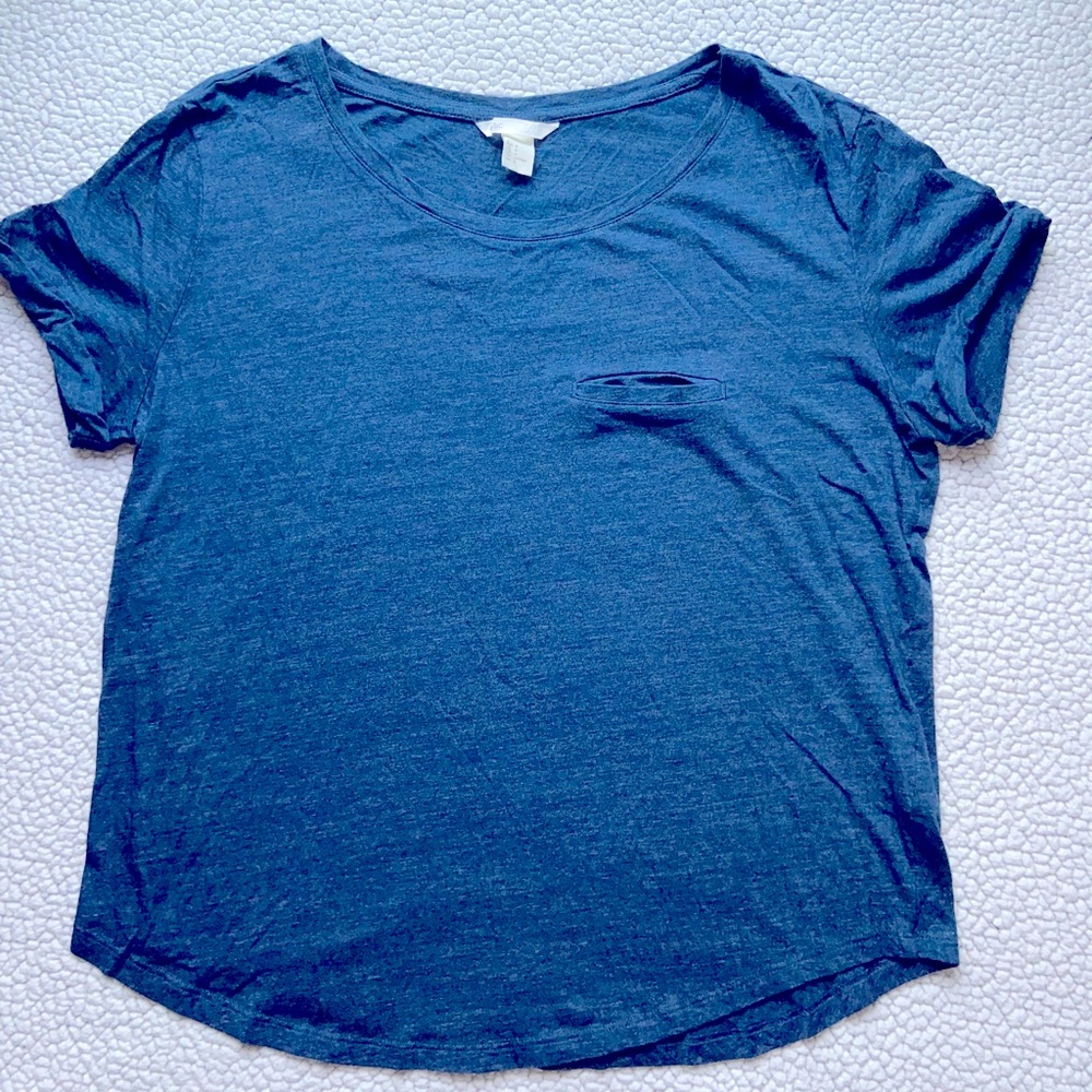 H&M blue pocket T shirt
